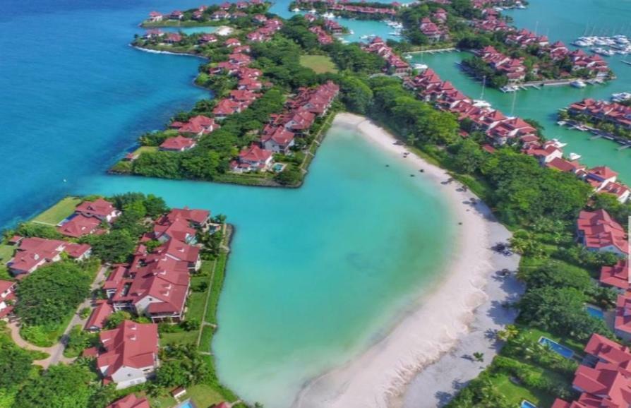 P146A13 - Eden Island Self Catering Apartment Self Check In Экстерьер фото