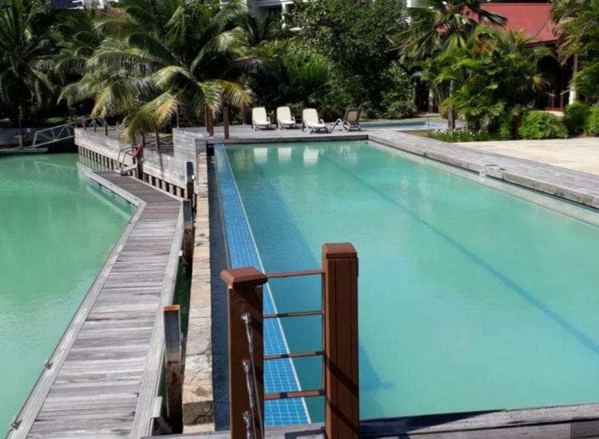 P146A13 - Eden Island Self Catering Apartment Self Check In Экстерьер фото